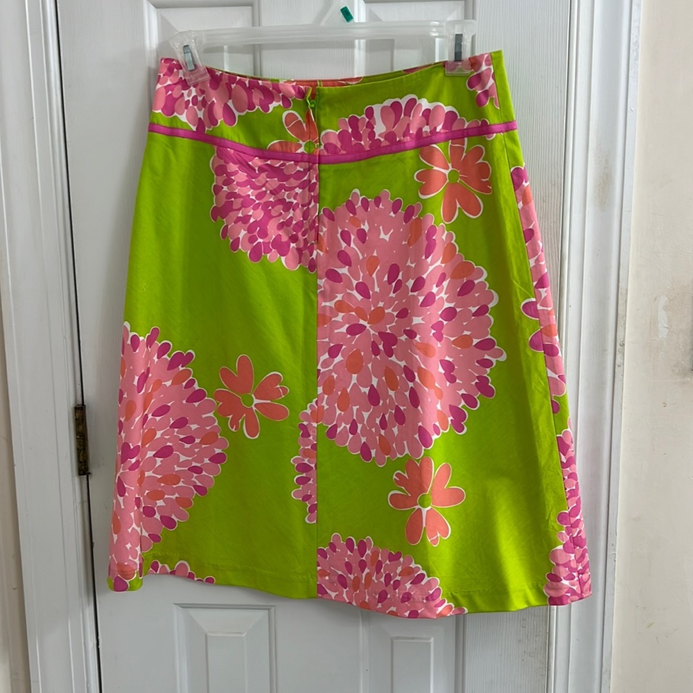 Lilly Pulitzer floral skirt - Picture 2 of 4